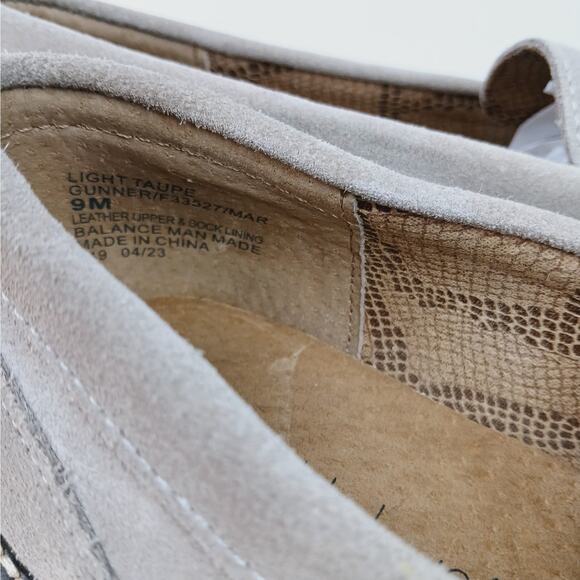 House Of Harlow 1960 SZ 9 Gunner Suede Penny Loafer With Lug Sole Light Taupe - Picture 8 of 8